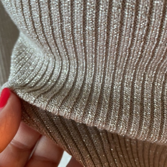 NWT juniors square neck metallic shimmer champagne beige sweater 1/2 sleeve L - Picture 3 of 11